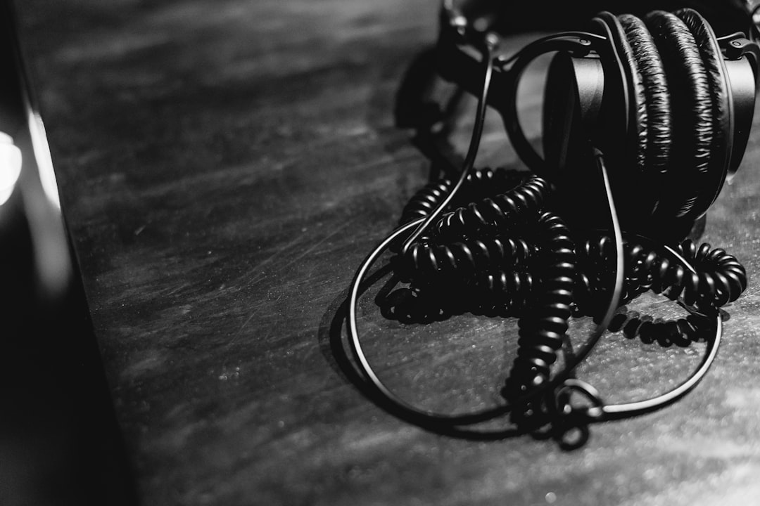 Listen Live: FM and AM Radios from Around the World